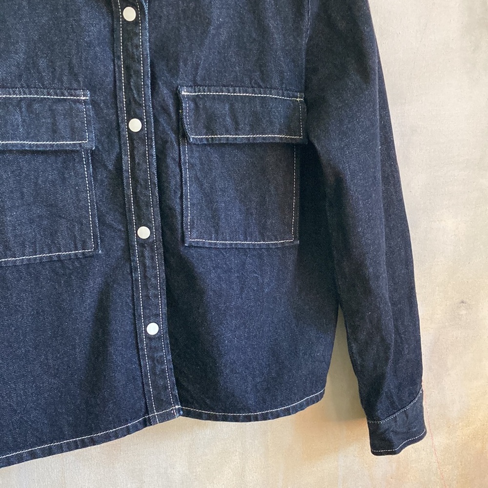 LEVI’S S Organic Cotton Ladies Snap Front Denim Jacket Dark Wash EUC - Picture 4 of 13